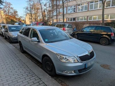 Gebraucht Skoda Octavia Impuls Edition 105 PS (77 kW) 2011 Silber Kombi
