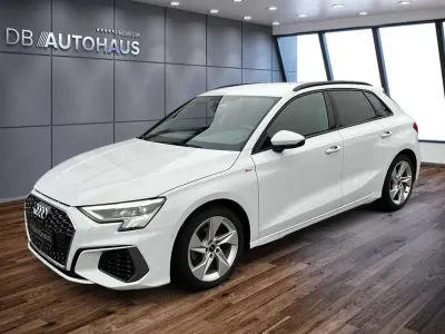 Gebraucht Audi A3 S-Line 150 PS (110 kW) 2023 Weiß Limousine