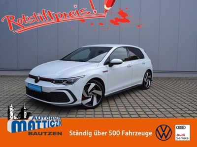 Używany VW Golf VIII Business 245 KM (180 kW) 2021 Biały Sedan/Limuzyna