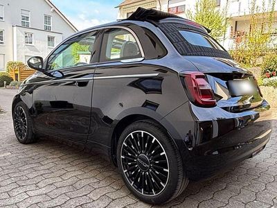 Usata Fiat 500e La Prima 86 kW (118 CV) 2021 Nero Cabrio
