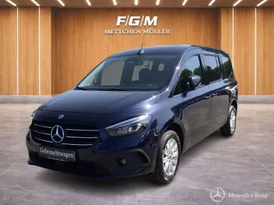 Gebraucht Mercedes T180 Progressive 131 PS (96 kW) 2025 Cavansitblau Van / Kleinbus
