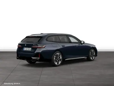 Gebraucht BMW 540 286 PS (210 kW) 2025 Schwarz Kombi