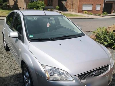 Usata Ford Focus 80 CV (58 kW) 2007 Argento Utilitaria