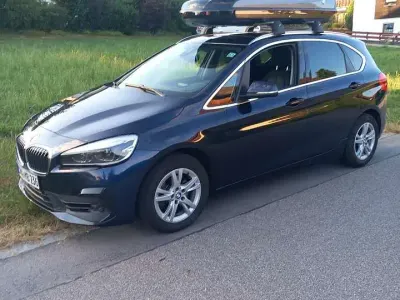 Gebraucht BMW 218 Advantage 140 PS (102 kW) 2019 Blau Van / Kleinbus