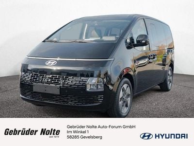 Neu Hyundai Staria Prime 224 PS (164 kW) 2025 Abyss black Van / Kleinbus