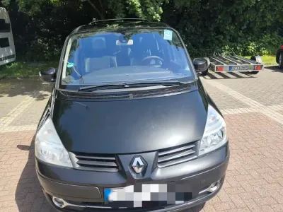 Gebraucht Renault Clio 170 PS (125 kW) 2011 Schwarz Van / Kleinbus