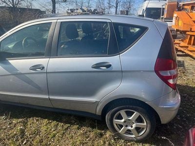 Gebraucht Mercedes A170 Classic 116 PS (85 kW) 2008 Silber Van / Kleinbus