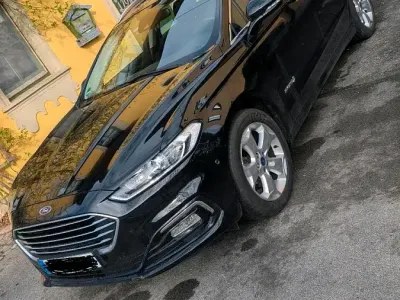 Gebraucht Ford Mondeo 187 PS (137 kW) 2018 Schwarz Kombi