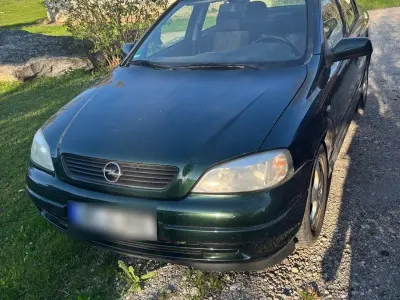 Brugt Opel Astra 75 HK (55 kW) 1999 Grøn Sedan