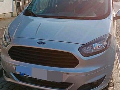 Gebraucht Ford Tourneo 101 PS (74 kW) 2017 Silber Kombi