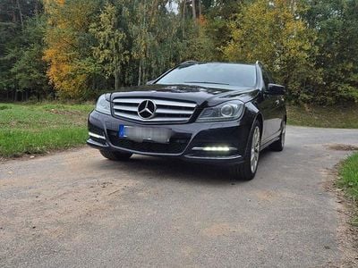 Gebraucht Mercedes C200 Avantgarde 184 PS (135 kW) 2012 Schwarz Kombi