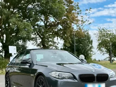 Gebraucht BMW 520 M Sport 190 PS (139 kW) 2016 Grau Limousine
