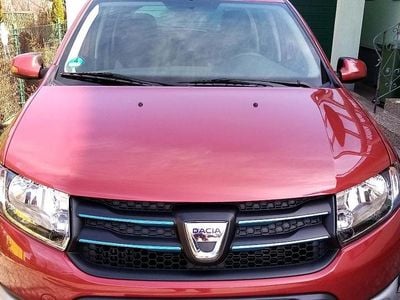 Gebraucht Dacia Sandero Stepway 90 PS (66 kW) 2013 Rot Kleinwagen
