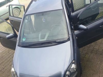 gebraucht Opel Zafira TÜV bis 07/2025