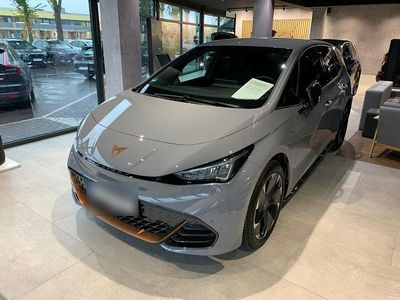 Grau Gebraucht 2023 Cupra Born Kleinwagen | 33.000 € (Teuer)