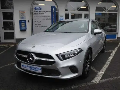 Gebraucht Mercedes A220 190 PS (139 kW) 2019 Iridiumsilber  metalliclack (metallic) Limousine