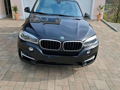 Second-hand BMW X5 Comfort Edition 258 CP (189 kW) 2018 Negru SUV