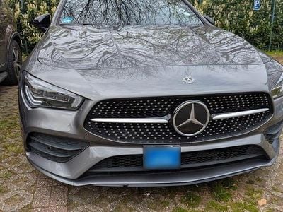 Gebraucht Mercedes CLA200 Shooting Brake 150 PS (110 kW) 2020 Grau Kombi