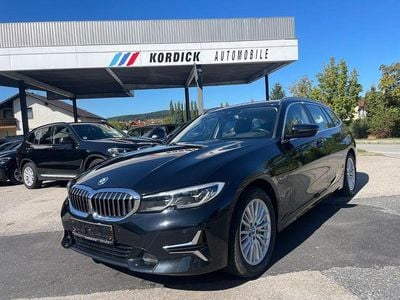 BMW 330e