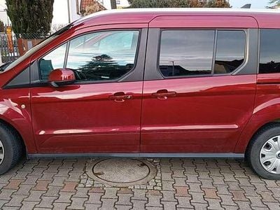 Gebraucht Ford Tourneo Connect 120 PS (88 kW) 2019 Rot Van / Kleinbus