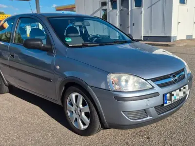 Gebraucht Opel Corsa 60 PS (44 kW) 2004 Grau Kleinwagen