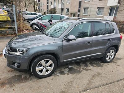 Grau Gebraucht 2012 VW Tiguan SUV | 10.500 € (Fairer Preis)