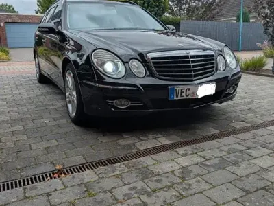 Gebraucht Mercedes E320 224 PS (164 kW) 2006 Schwarz Limousine