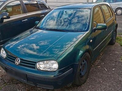 VW Golf IV