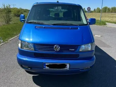 Używany VW T4 102 KM (75 kW) 2000 Czarny Van