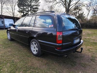 Gebraucht Opel Omega 144 PS (105 kW) 2002 Schwarz Kombi