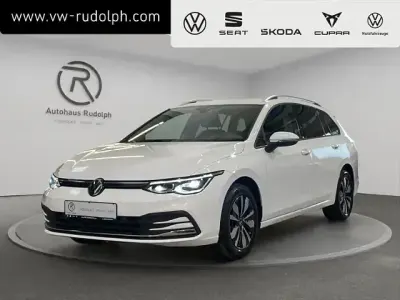 Gebraucht VW Golf VIII Move 131 PS (96 kW) 2023 Pure white Kombi