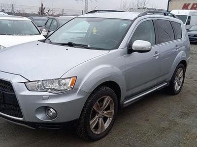 Grau Gebraucht 2012 Mitsubishi Outlander SUV | 3.999 € (Etwas zu teuer)
