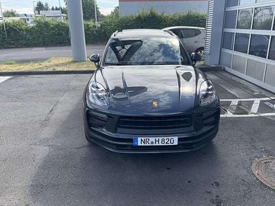 Porsche Macan S