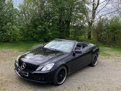 Mercedes E200