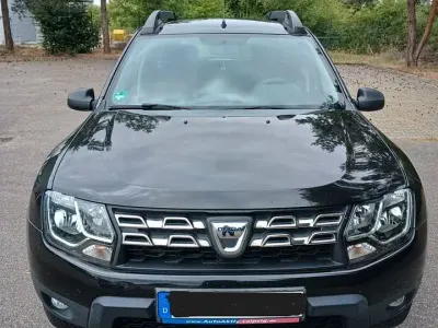 Gebraucht Dacia Duster Ambiance 114 PS (83 kW) 2017 Schwarz SUV