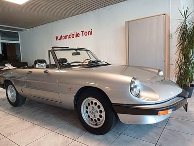 Gebraucht Alfa Romeo Spider 103 PS (75 kW) 1985 Grau Cabrio