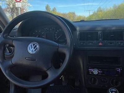 Gebraucht VW Golf IV 75 PS (55 kW) 2002 Schwarz Kleinwagen