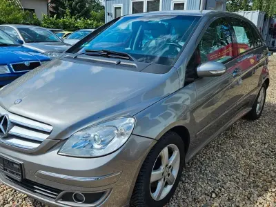 Gebraucht Mercedes B200 140 PS (102 kW) 2006 Van / Kleinbus