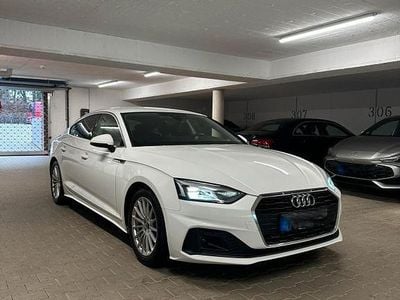 Weiß Gebraucht 2021 Audi A5 Sportback Sport Kleinwagen | 28.000 € (Guter Preis)