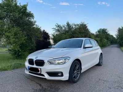 Używany BMW 120 Advantage 190 KM (139 kW) 2016 Biały Hatchback