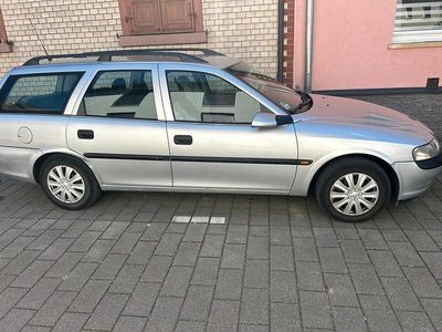 Gebraucht 1999 Opel Vectra Kombi | 1.600 €