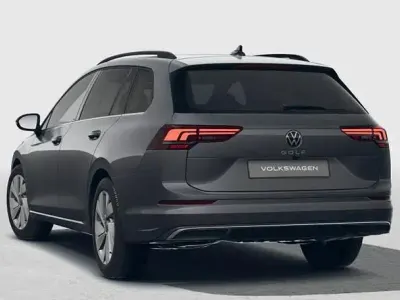 Ny VW Golf VIII Style 150 HK (110 kW) 2025 Grå Stationcar