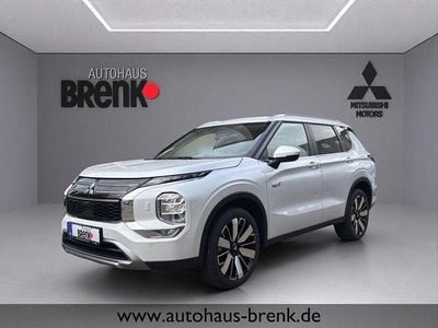 Neu Mitsubishi Outlander P-HEV 306 PS (225 kW) 2025 Weiß SUV