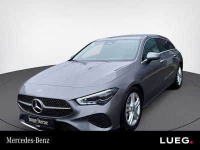 Gebraucht Mercedes CLA220 Shooting Brake AMG Edition 1 190 PS (139 kW) 2025 Metalliclack mountaingrau Kombi