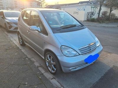 Silber Gebraucht 2003 Mercedes A210 Kleinwagen | 2.300 € (Teuer)
