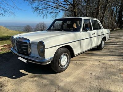 Mercedes W115