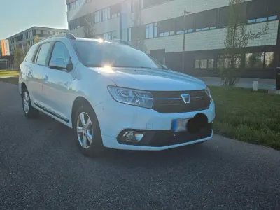 Używany Dacia Logan MCV Lauréate 90 KM (66 kW) 2017 Biały Sedan/Limuzyna