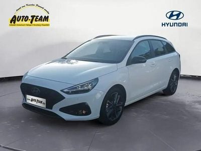 Weiß Neu 2025 Hyundai i30 Advantage Kombi | 30.990 € (Etwas zu teuer)