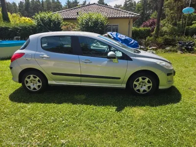 Gebraucht Peugeot 308 Tendance 95 PS (69 kW) 2008 Silber Limousine