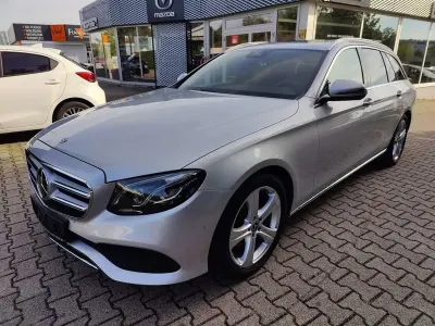 Gebraucht Mercedes E220 Avantgarde 194 PS (142 kW) 2018 Iridiumsilber  metalliclack Kombi